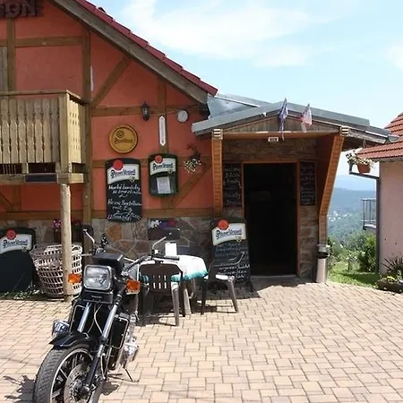 Restaurant Pension-anton * יאסימוב